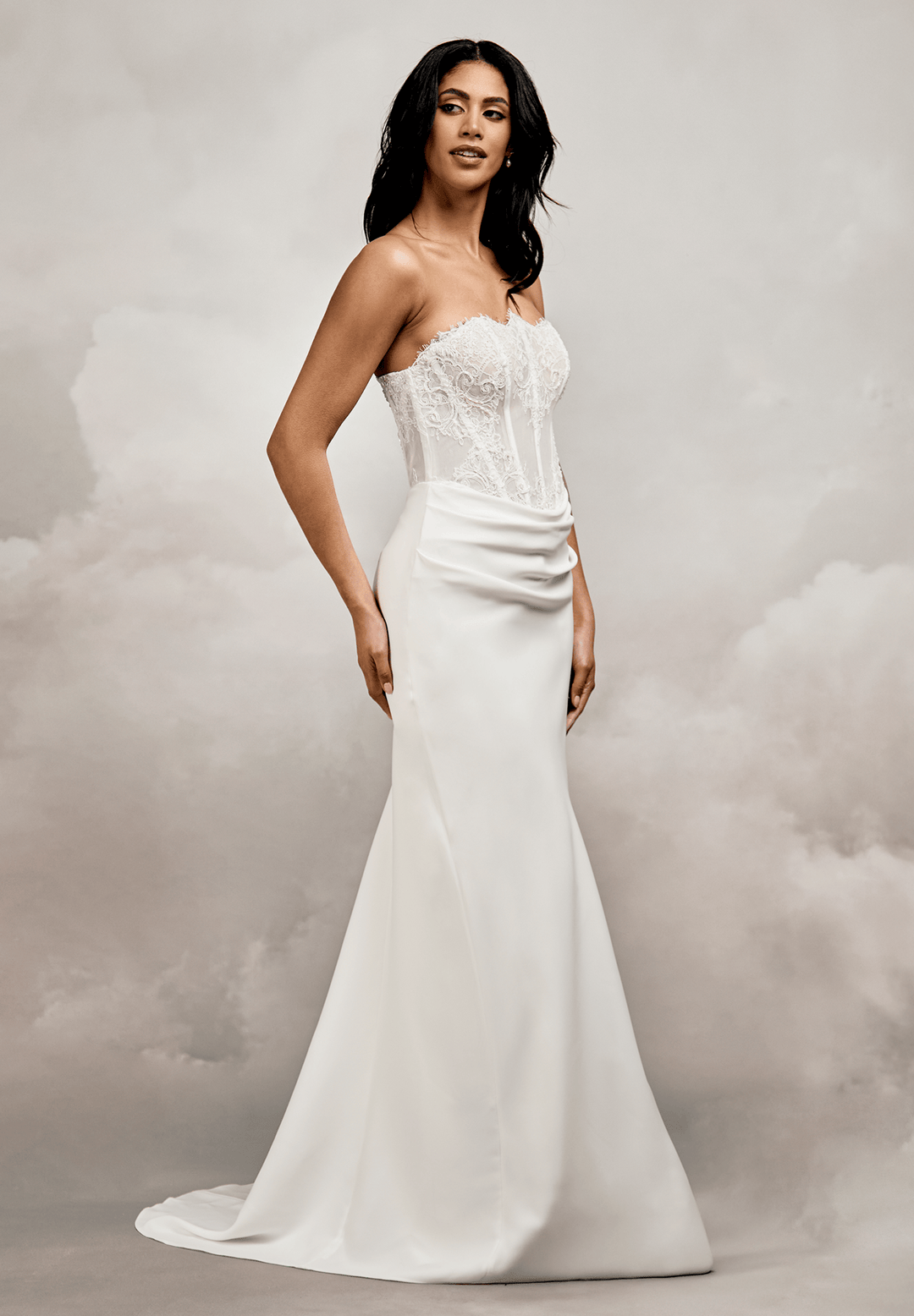 who designed catherine's wedding dress THE STORY OF: Kate Middleton's Alexander McQueen Wedding Dress
